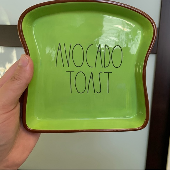 🇺🇸 Rae Dunn AVOCADO 🥑 TOAST small plate - Picture 2 of 3